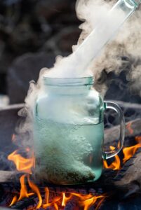 Evaporacion del agua de mar en recipiente